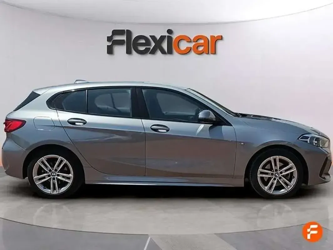 Occasion BMW 118 150 ch (110 kW) 2023 Gris Citadine
