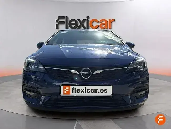 Usado Opel Astra GS Line 110 CV (80 kW) 2020 Azul Berlina