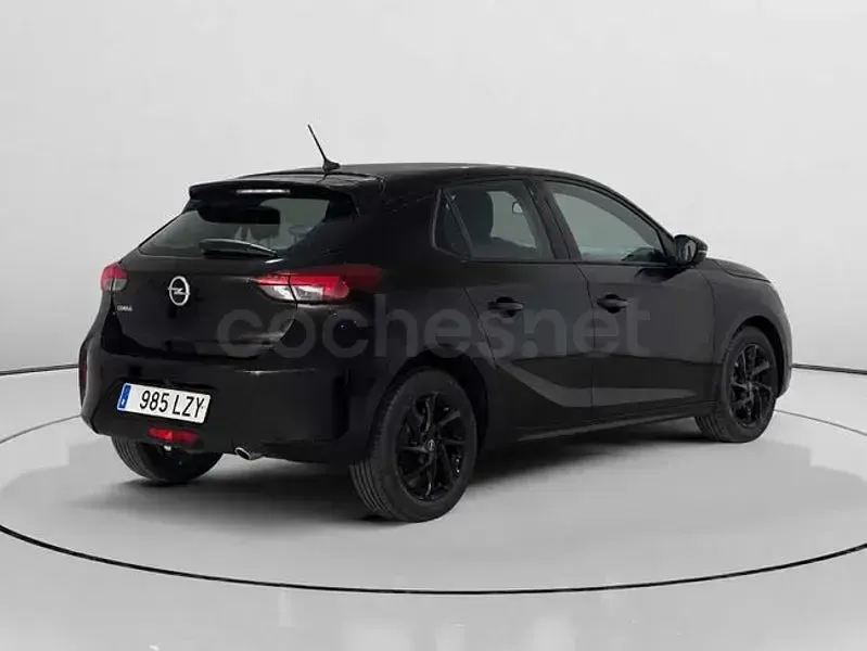 Usado Opel Corsa GS Line 100 CV (73 kW) 2022 Negro Utilitario