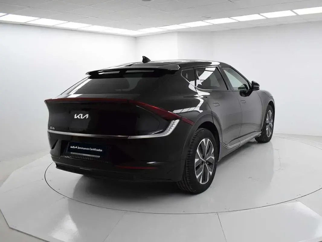 Usado Kia EV6 Air 167 kW (228 CV) 2023 Negro SUV