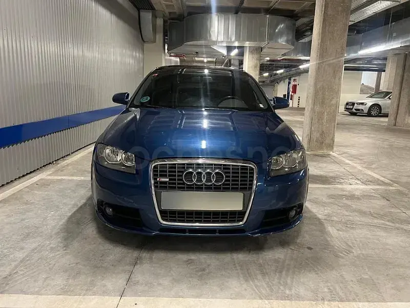 Usado Audi A3 Ambition 200 CV (147 kW) 2006 Azul Utilitario