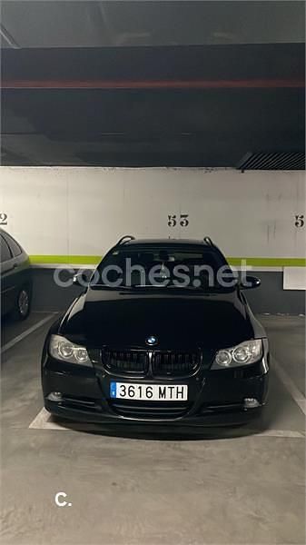 Negro Usado 2006 BMW 320 Familiar | 6500 € (Precio justo) - Imagen 1/4