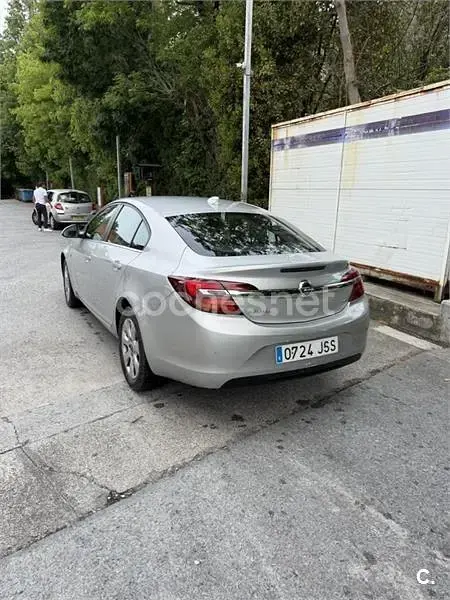Usado Opel Insignia Selective 136 CV (100 kW) 2016 Gris / plata Berlina