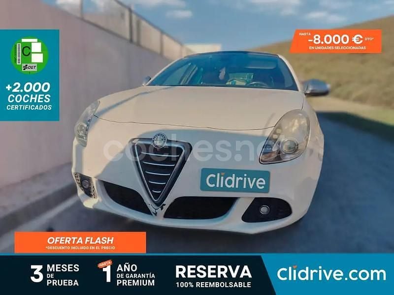 Blanco Usado 2011 Alfa Romeo Giulietta Distinctive Berlina | 6390 € (Buen precio) - Imagen 1/4