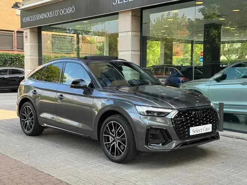 Usado Audi Q5 Sportback S-Line 367 CV (269 kW) 2023 Gris / plata SUV