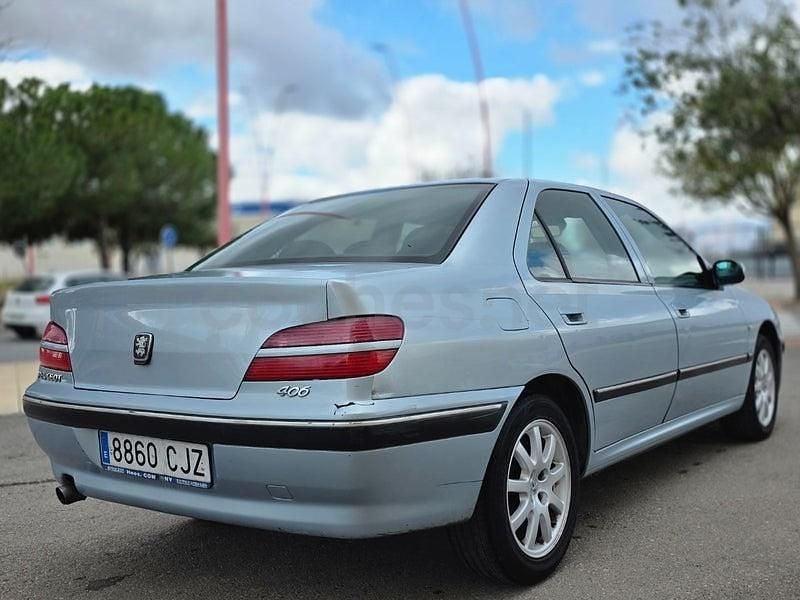 Usado Peugeot 406 109 CV (80 kW) 2004 Azul Berlina