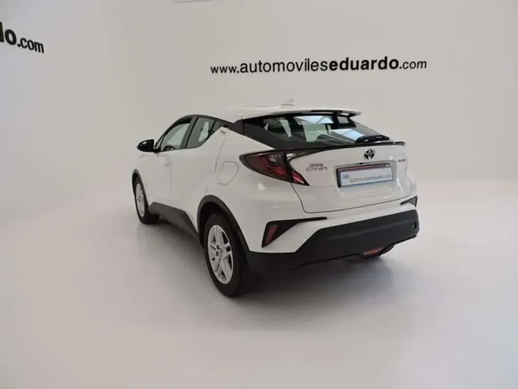 Usado Toyota C-HR Advance 122 CV (89 kW) 2021 Blanco SUV