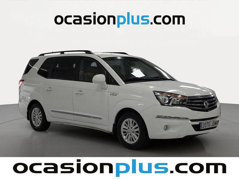 Usado Ssangyong (KGM) Rodius 155 CV (114 kW) 2015 Blanco Monovolumen