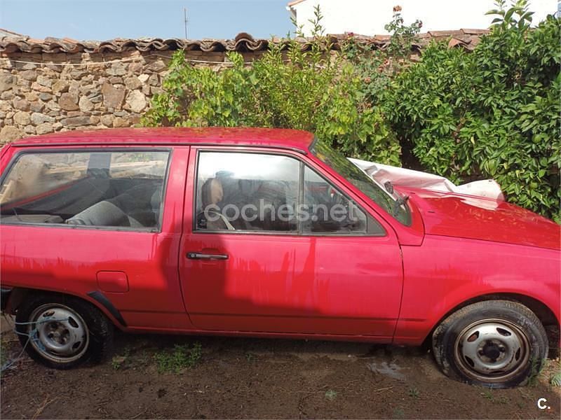 Usado VW Polo 45 CV (33 kW) 1988 Rojo Berlina