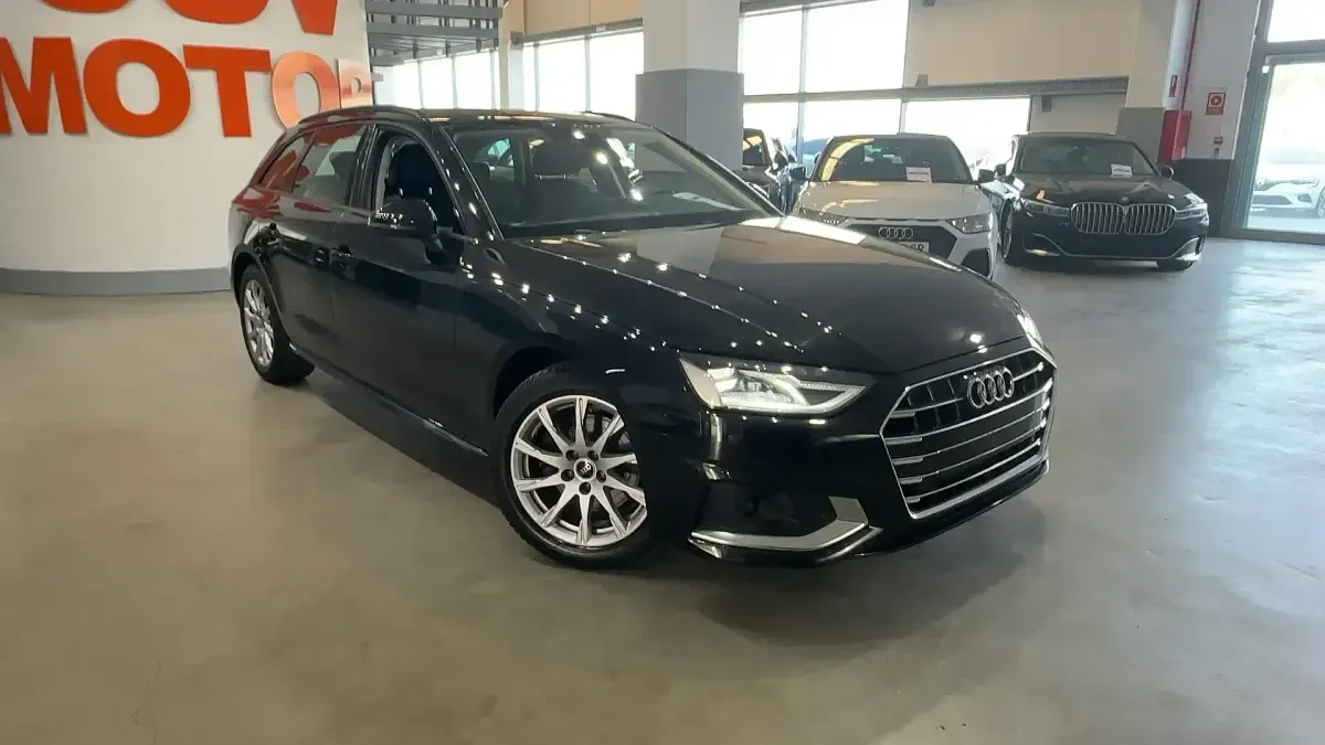 Usado Audi A4 Advanced Plus 150 CV (110 kW) 2024 Negro Familiar