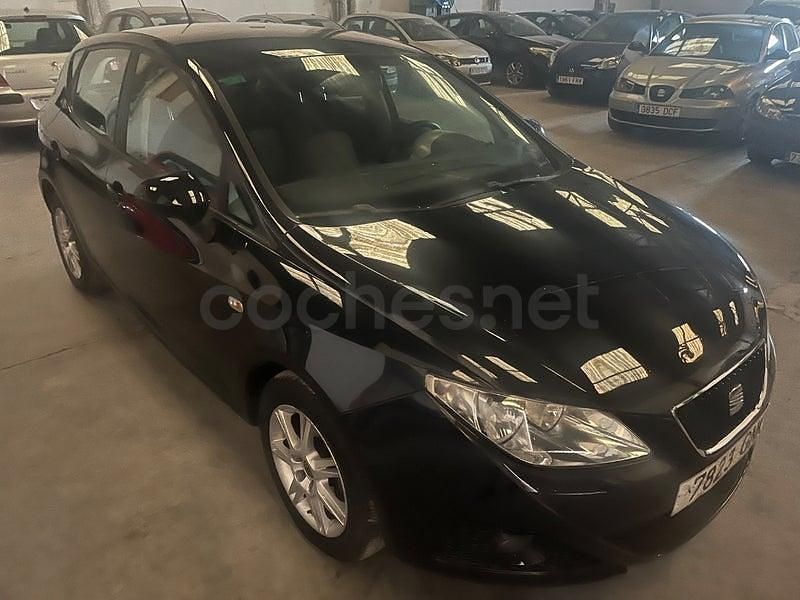 Usado Seat Ibiza Style 85 CV (62 kW) 2010 Negro Berlina