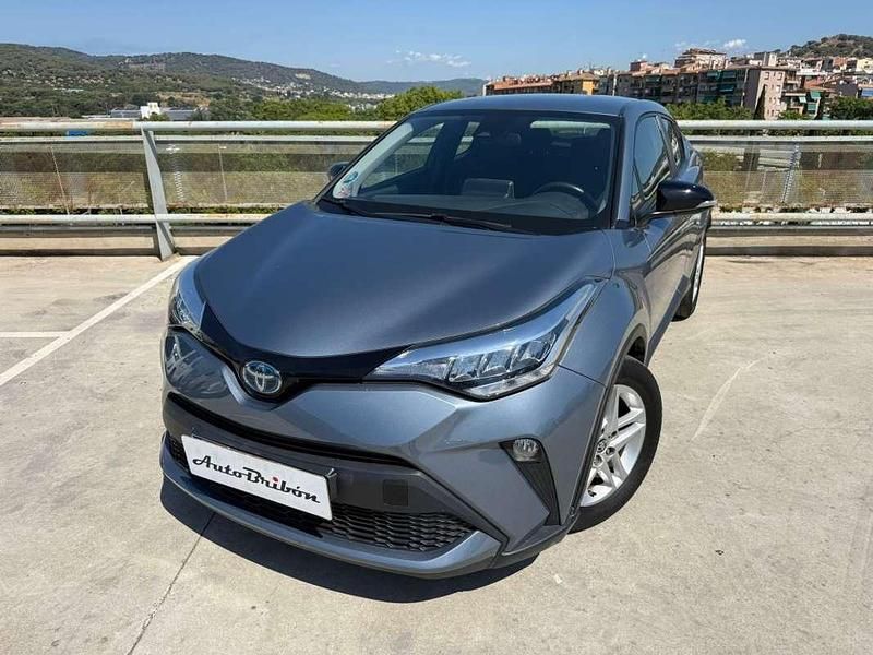 Usado Toyota C-HR Advance 122 CV (89 kW) 2022 Gris SUV