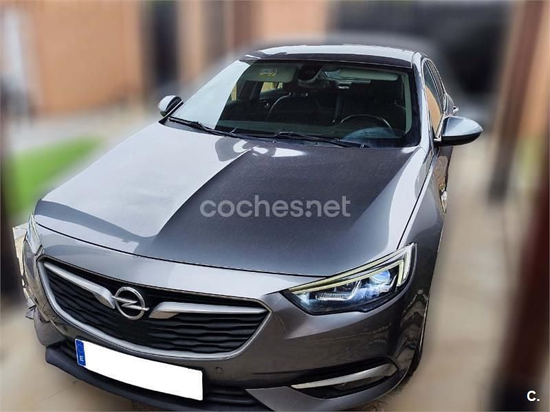 Gris / plata Usado 2017 Opel Insignia Excellence Berlina | 13.000 € (Precio justo) - Imagen 1/4