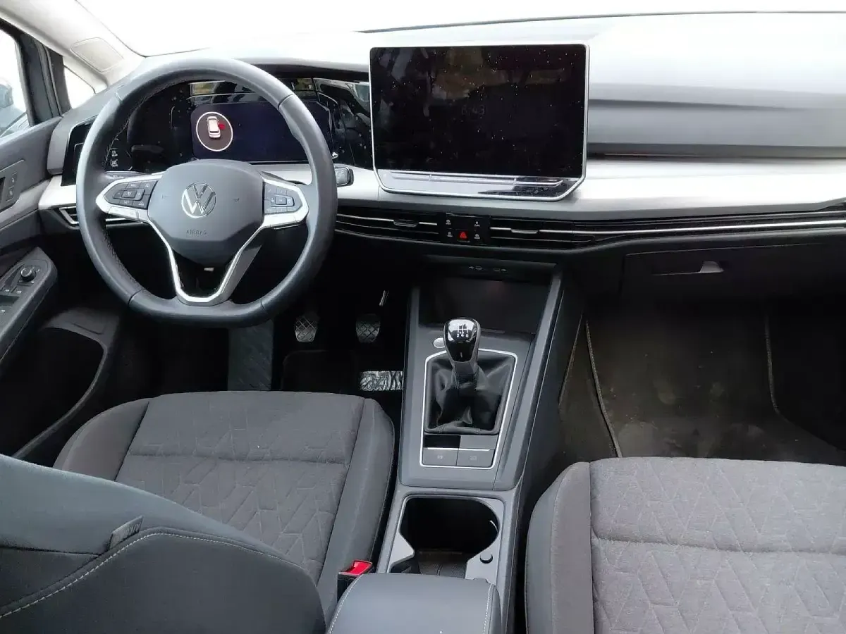 Usado VW Golf VIII 115 CV (84 kW) 2025