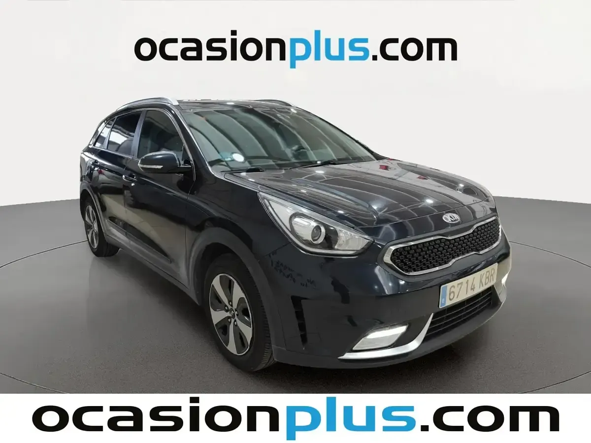 Usado Kia Niro 141 CV (103 kW) 2017 Negro SUV