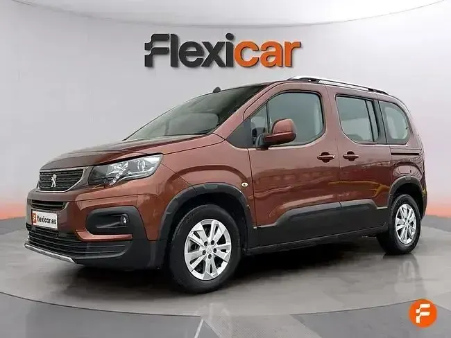 Usado Peugeot Rifter Allure 130 CV (95 kW) 2019 Marrón Monovolumen