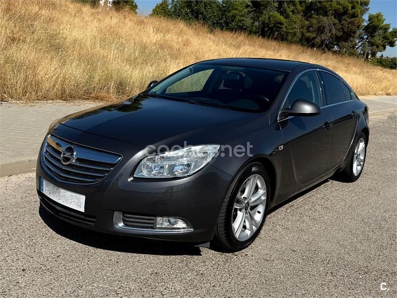 Gris / plata Usado 2009 Opel Insignia Sport Berlina | 4490 € (Super precio) - Imagen 1/4