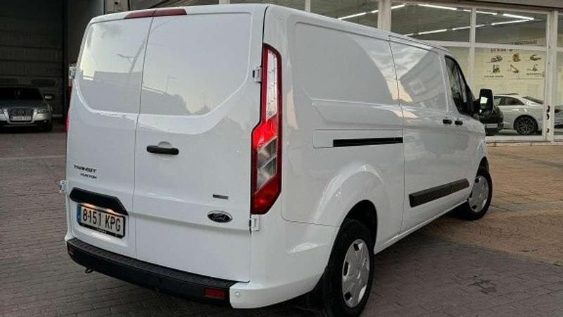 Usado Ford Tourneo Titanium 131 CV (96 kW) 2018 Blanco Monovolumen