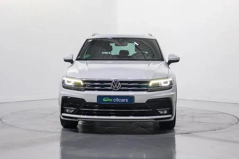 Usado VW Tiguan R-line 150 HP (110 kW) 2020 Branco SUV