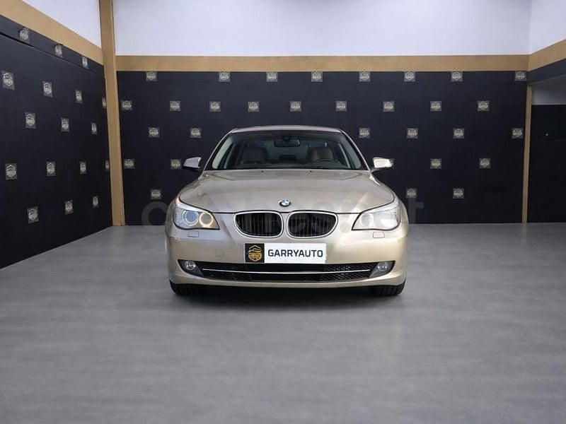 Usado BMW 520 177 CV (130 kW) 2009 Beige Berlina
