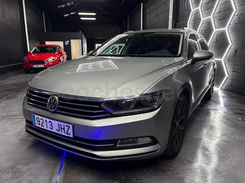 Gris / plata Usado 2016 VW Passat Sportline Familiar | 11.999 € (Buen precio) - Imagen 1/4