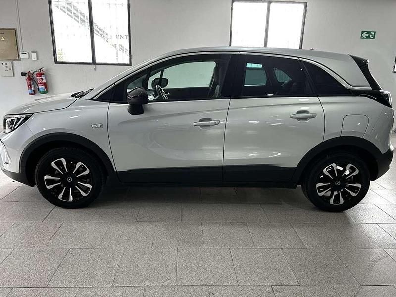 Usado Opel Crossland 110 CV (80 kW) 2024 Gris SUV