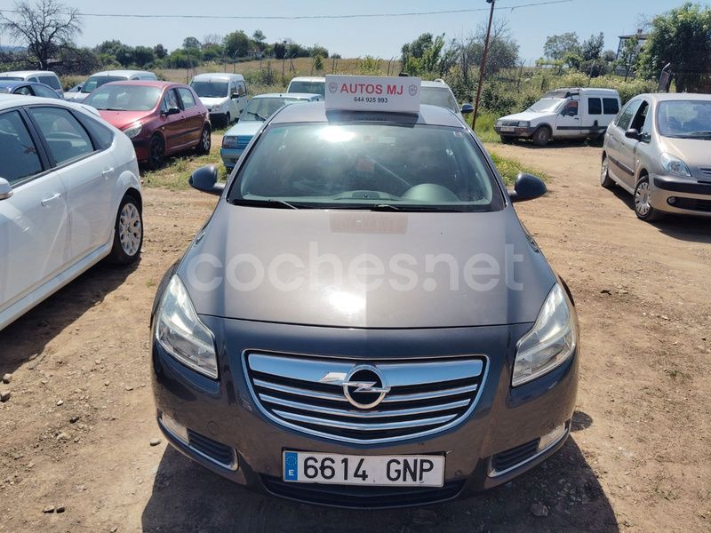 Gris / plata Usado 2010 Opel Insignia Sport Berlina | 6000 € (Un poco caro) - Imagen 1/4