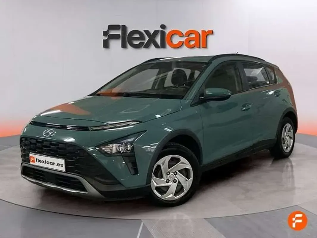 Usado Hyundai Bayon 84 CV (61 kW) 2022 Verde SUV