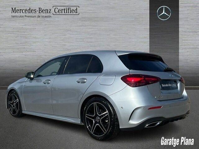 Usado Mercedes A180 116 CV (85 kW) 2025 Plata hightech