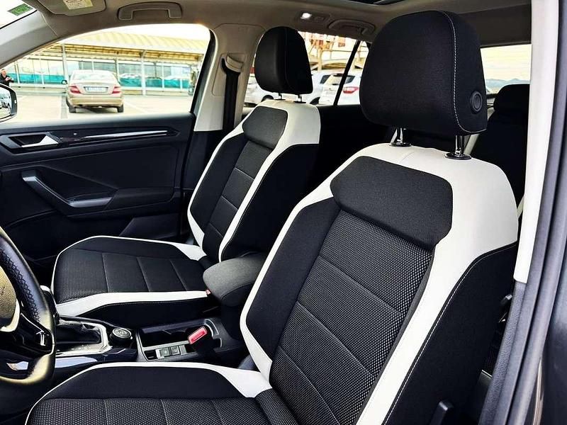 Usado VW T-Roc Sportline 190 CV (139 kW) 2019 Gris SUV