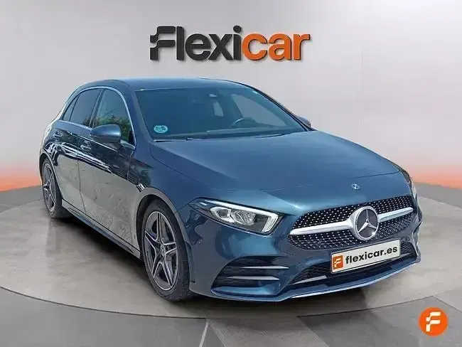 Usado Mercedes A200 150 CV (110 kW) 2019 Gris / plata Berlina