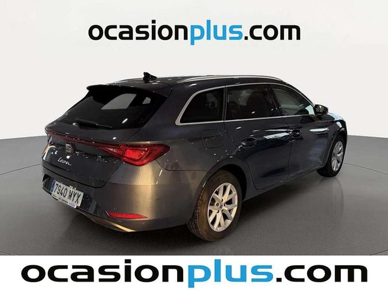 Usado Seat Leon ST Style 116 CV (85 kW) 2025 Gris Familiar