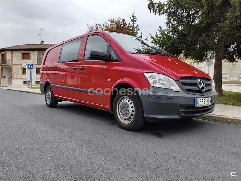 Usado Mercedes Vito Marco Polo 88 CV (64 kW) 2014 Rojo Van
