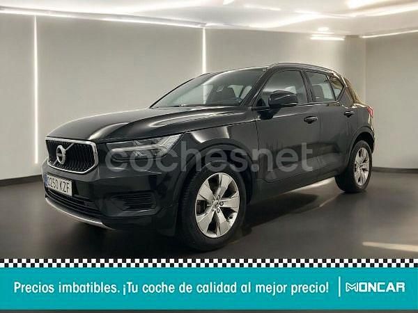 Negro Usado 2019 Volvo XC40 Momentum SUV | 23.590 € (Caro) - Imagen 1/4