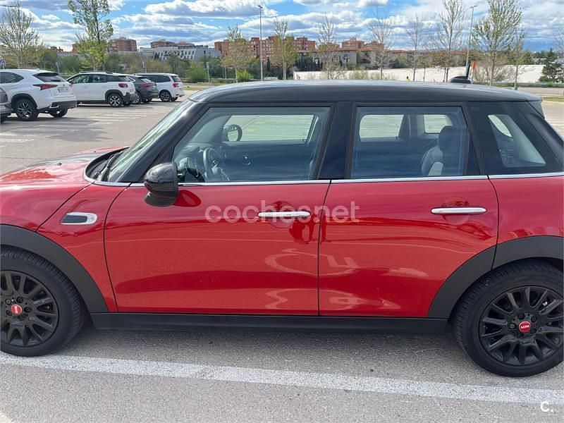 Usado Mini Cooper D 116 CV (85 kW) 2018 Rojo Utilitario