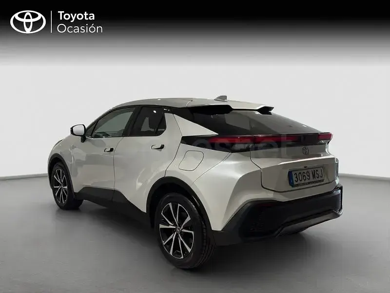 Usado Toyota C-HR Advance 196 CV (144 kW) 2024 Blanco SUV