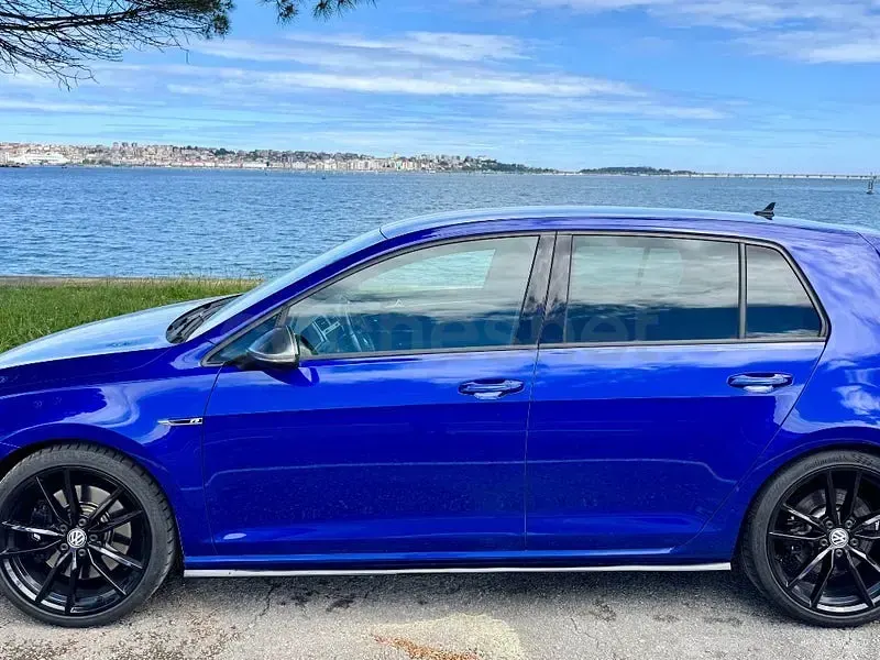 Usado VW Golf VII R 310 CV (228 kW) 2018 Azul Berlina