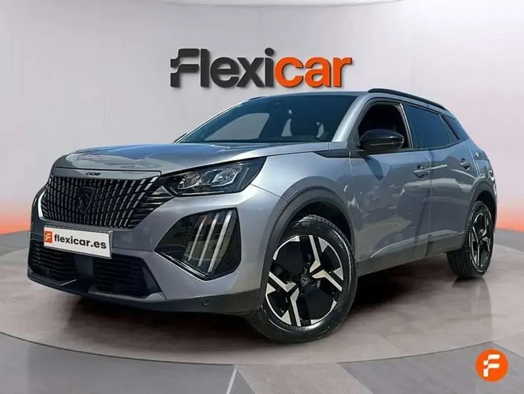 Usado Peugeot 2008 Allure 131 CV (96 kW) 2024 Gris SUV