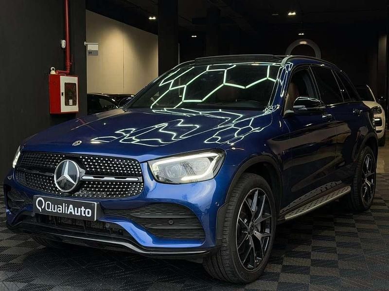 Usado Mercedes GLC300e 321 CV (236 kW) 2020 Azul Coupe