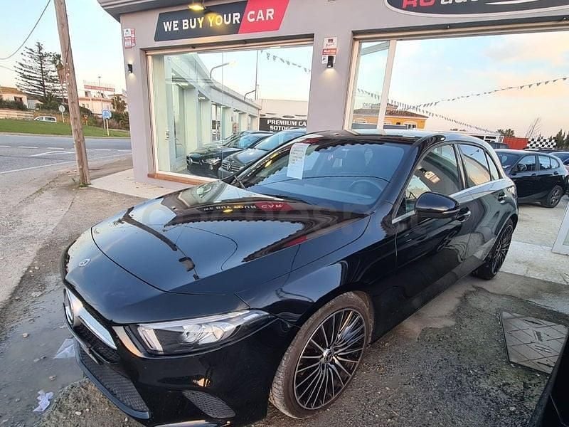 Usado Mercedes A180 116 CV (85 kW) 2019 Negro Berlina