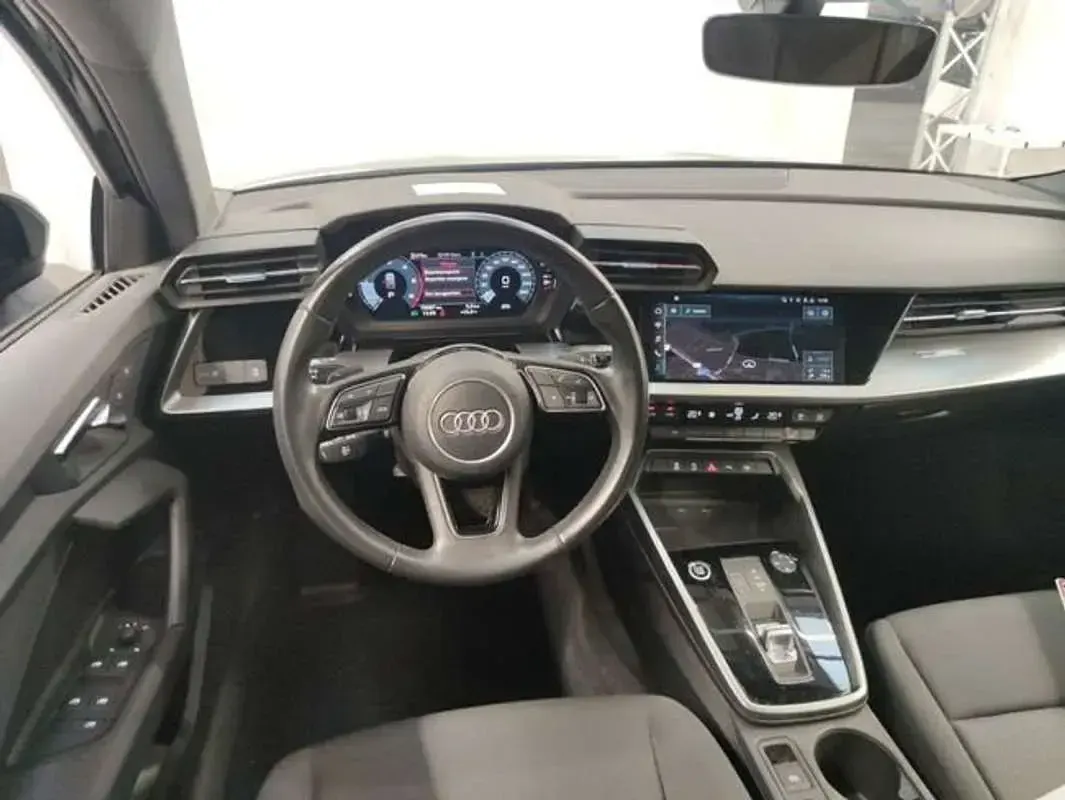 Usado Audi A3 Sportback 116 CV (85 kW) 2021 Negro Utilitario