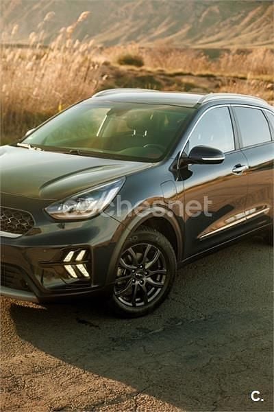Usado Kia Niro 183 CV (134 kW) 2021 Azul SUV