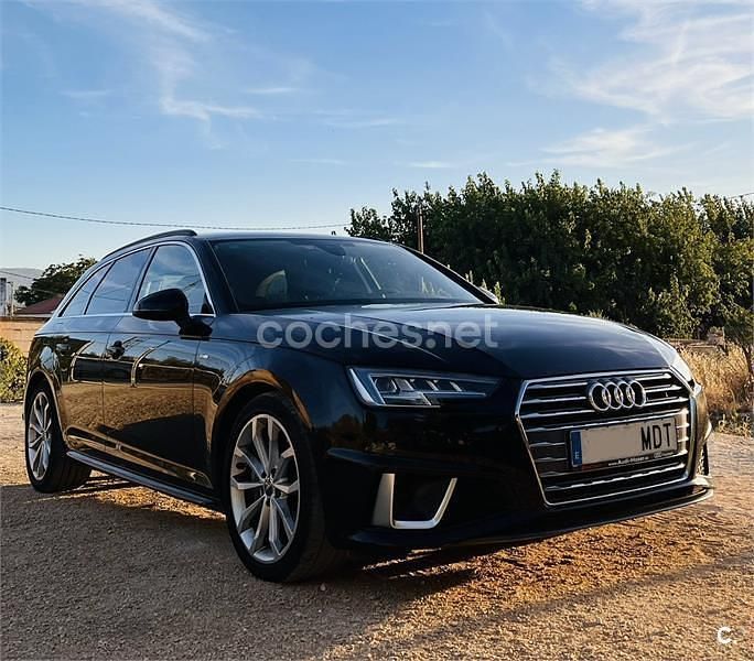 Usado Audi A4 S-Line 190 CV (139 kW) 2019 Negro Familiar