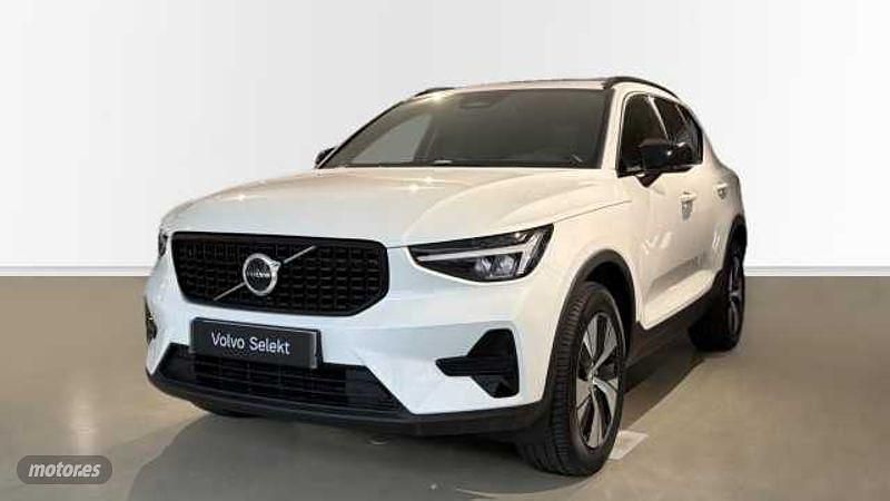 Blanco Nuevo 2025 Volvo XC40 Plus SUV | 40.500 € (Precio justo) - Imagen 1/3