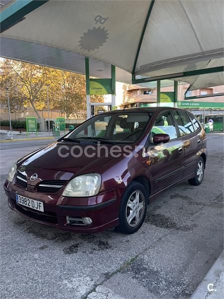 Granate Usado 2005 Nissan Almera Tino Tekna Monovolumen | 3500 € - Imagen 1/4