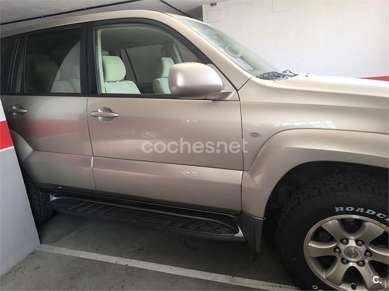 Usado Toyota Land Cruiser 163 CV (119 kW) 2005 Beige SUV