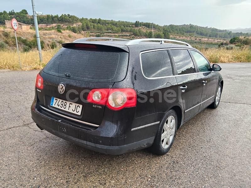 Negro Usado 2008 VW Passat Advance Familiar | 4990 € (Precio justo) - Imagen 1/4