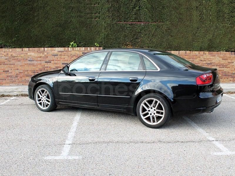 Usado Seat Exeo Sport 143 CV (105 kW) 2010 Negro Berlina