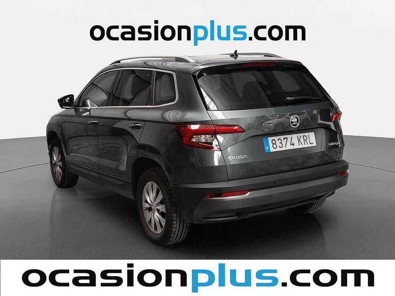 Usado Skoda Karoq 115 CV (84 kW) 2018 Gris / plata SUV