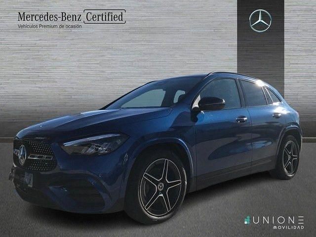 Pintura Usado 2025 Mercedes GLA200 AMG line SUV | 44.900 € (Un poco caro) - Imagen 1/4